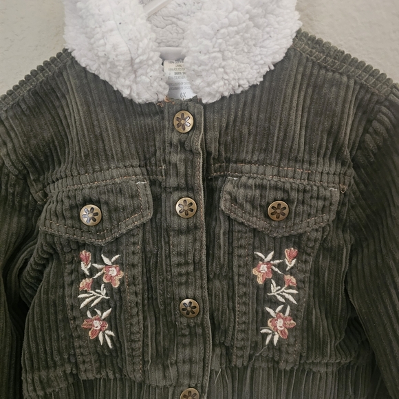 Daisy Fuentes Kids Green Corduroy Cropped Jacket with Floral Design - Picture 2 of 10